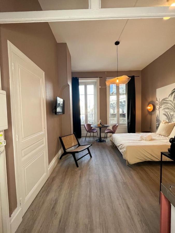 Suite Petra Lyon Ngoại thất bức ảnh